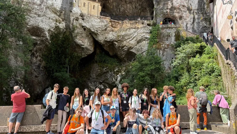 Qué debe tener un buen campamento de inglés